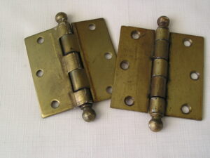 Plain 3" - 3 1/2" Hinges