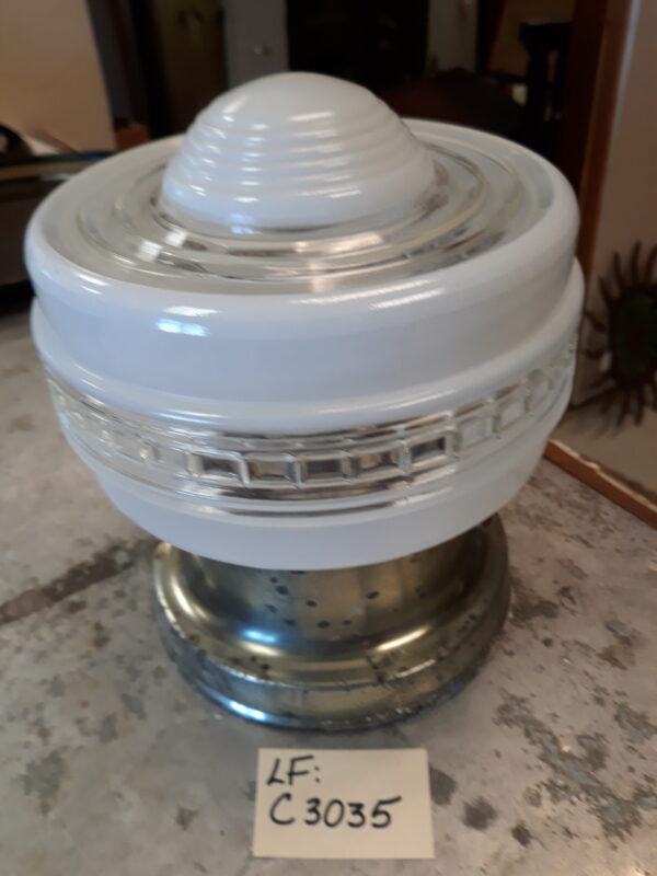 Cute "Flying Saucer" Light